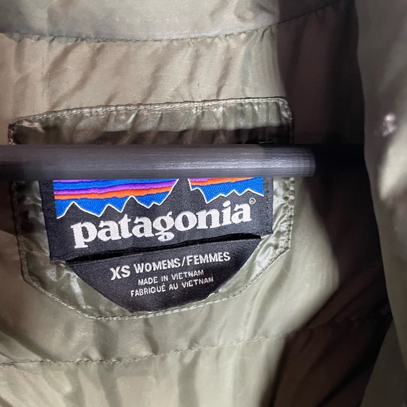 Patagonia Green Puffer Jacket - Picture 2 of 7